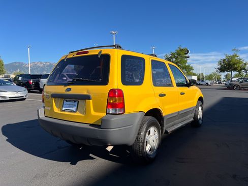 Used 2003 Ford Escape XLS AWD/4WD image 5