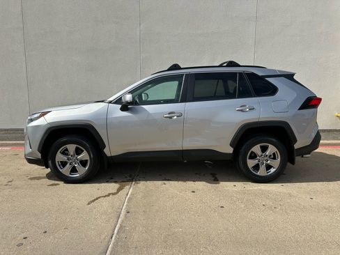 Used 2023 Toyota RAV4 XLE image 4