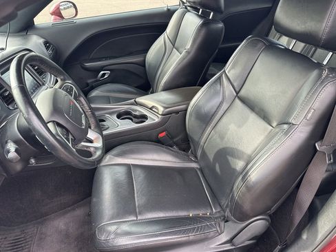 Used 2018 Dodge Challenger GT w/ Driver Convenience Group AWD/4WD image 5