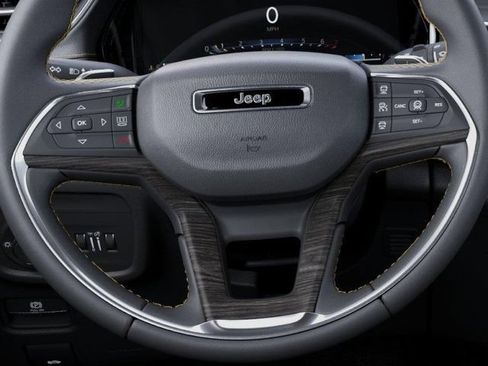 New 2026 Jeep Grand Cherokee L Limited AWD/4WD image 19