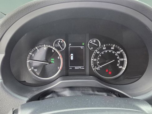 Used 2021 Lexus GX 460 Premium image 16