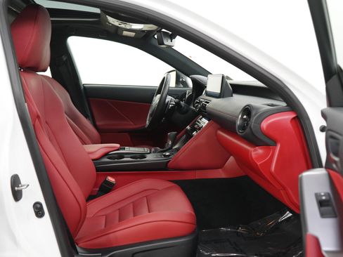 Used 2023 Lexus IS 500 RWD image 11
