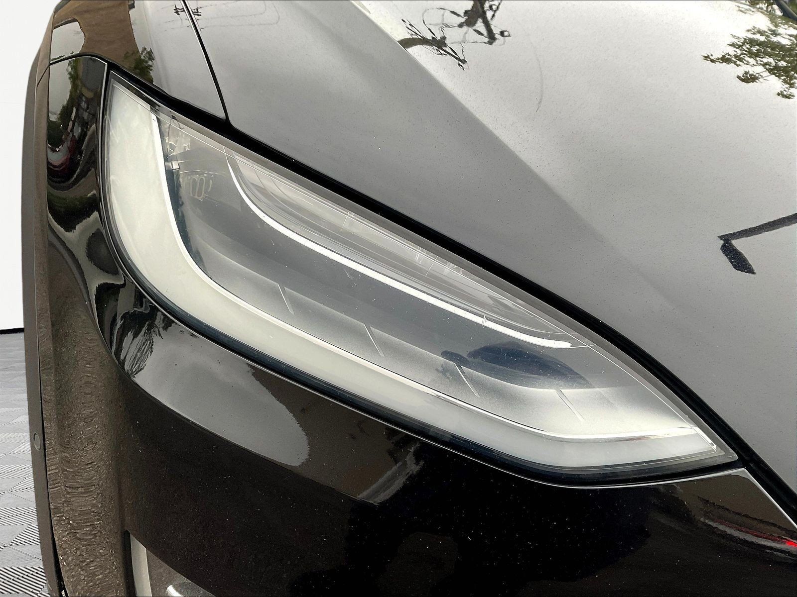 Used 2017 Tesla Model X 90D AWD/4WD image 29