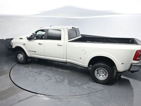 Used 2020 RAM 3500 Limited image 39