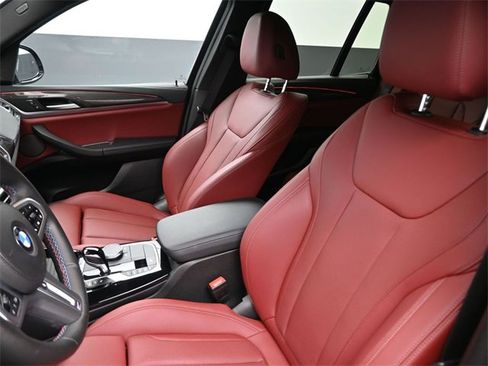 Used 2024 BMW X3 M40i w/ Premium Package image 33