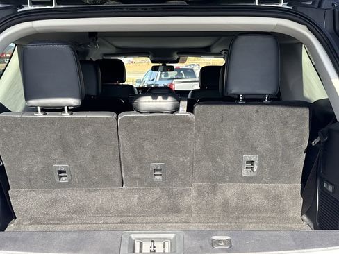 Used 2025 Ford Expedition Platinum image 18