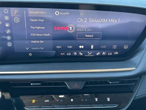 New 2026 Buick Envision Avenir AWD/4WD image 13