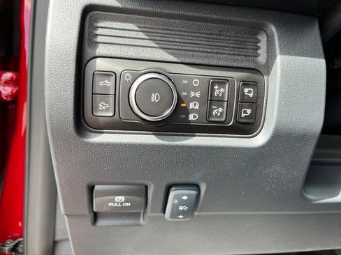New 2026 Ford F250 Lariat w/ Black Appearance Package AWD/4WD image 27