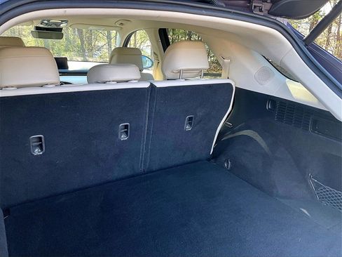 Used 2022 Genesis GV70 2.5T w/ Select Package image 22