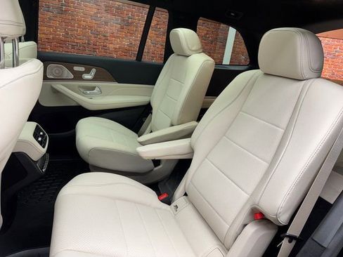 New 2026 Mercedes-Benz GLS 450 4MATIC image 22