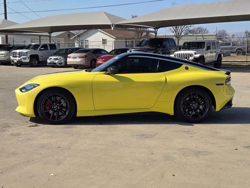 Used 2024 Nissan Z Performance w/ Floor Mat Package image 6