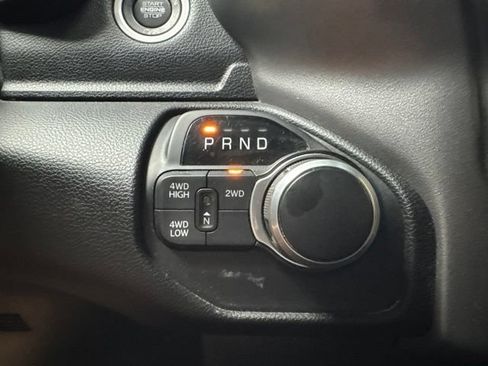Used 2024 RAM 2500 Big Horn AWD/4WD image 10