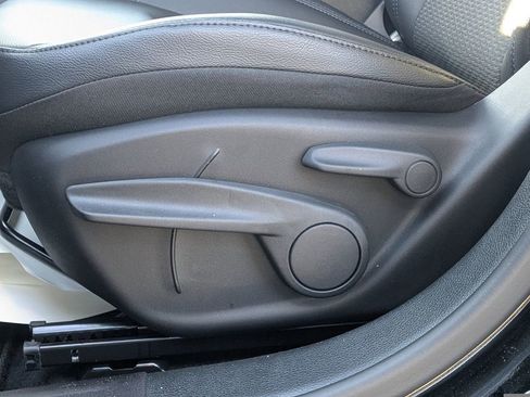 New 2026 Jeep Compass Latitude image 19