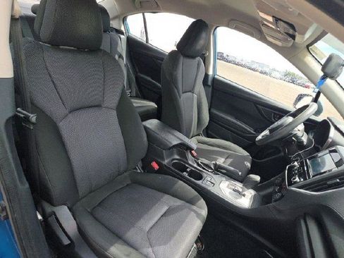 Used 2017 Subaru Impreza 2.0i Premium AWD/4WD image 4