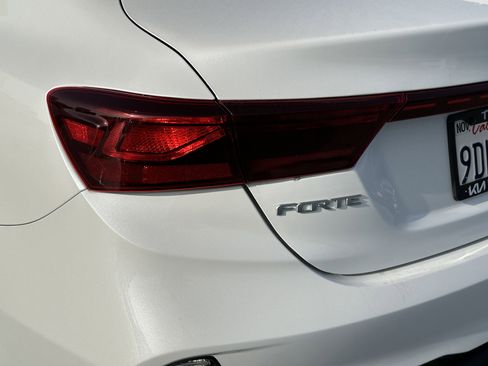 Certified 2023 Kia Forte LXS w/ LXS Technology Package image 19