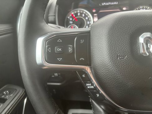 Used 2025 RAM 1500 Laramie image 22