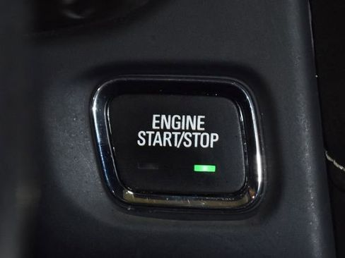 Used 2023 GMC Acadia SLE w/ Driver Convenience Package image 26