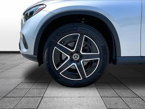 Certified 2026 Mercedes-Benz GLC 300 4MATIC image 5