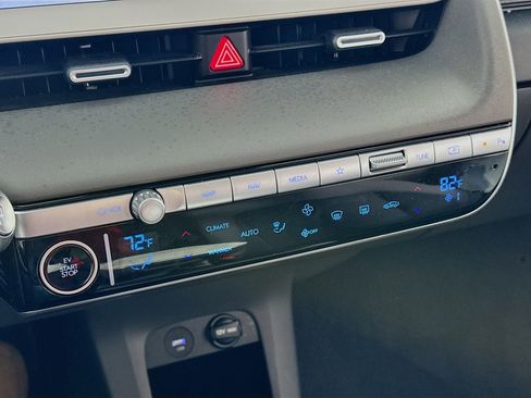 Used 2024 Hyundai Ioniq 5 SEL image 18