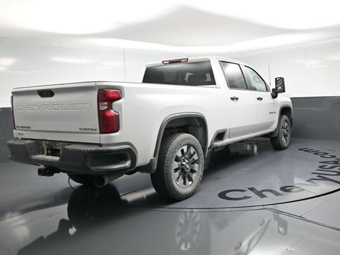 Used 2024 Chevrolet Silverado 2500 Custom w/ Custom Value Package AWD/4WD image 16