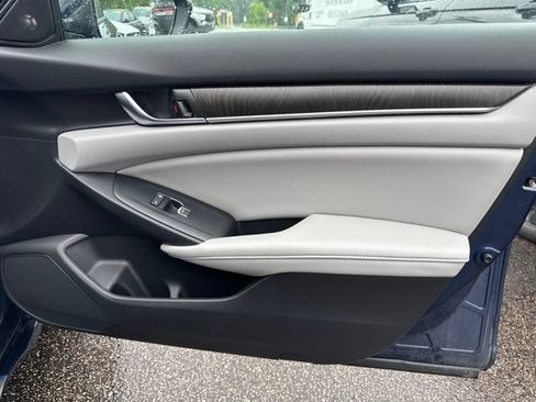 Used 2020 Honda Accord EX-L image 26
