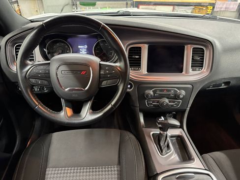 Used 2023 Dodge Charger SXT image 18