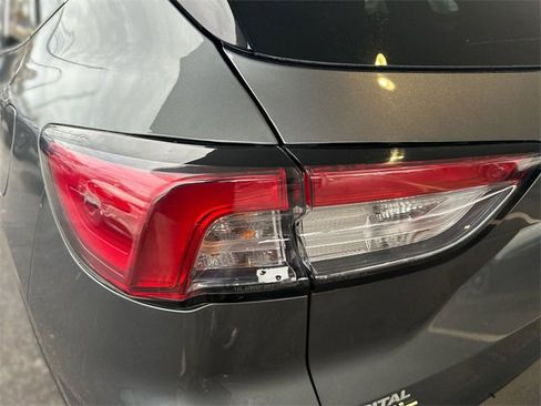 Certified 2022 Ford Escape SEL image 27