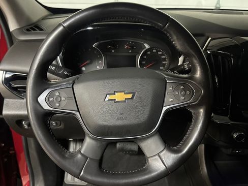 Used 2018 Chevrolet Traverse LT image 14