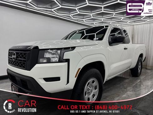 Used 2024 Nissan Frontier S w/ S Utility Package image 3