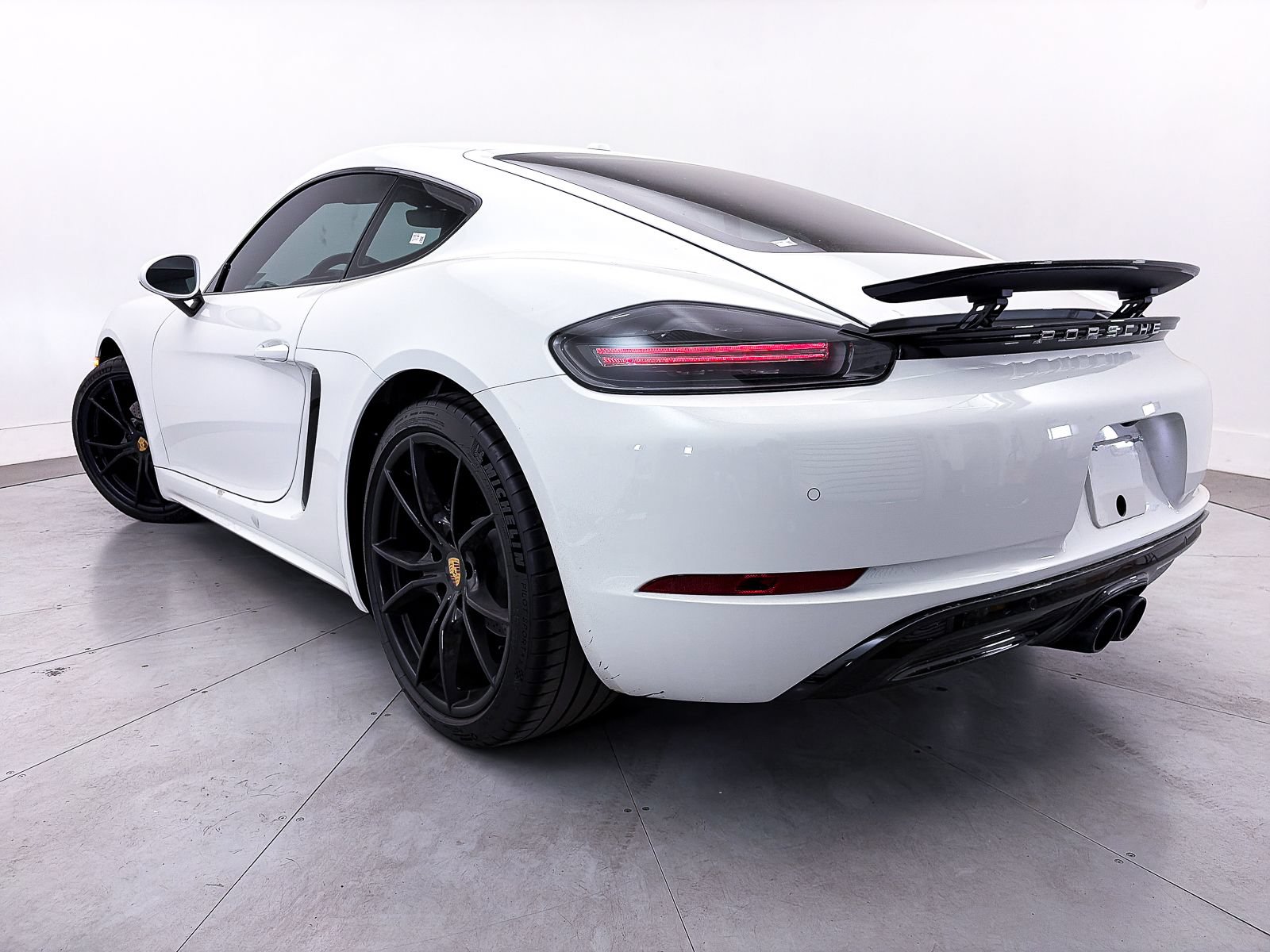 Used 2023 Porsche 718 Cayman w/ Exterior Package Painted RWD image 2
