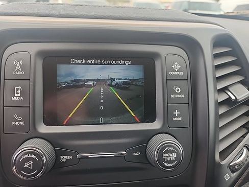 Used 2016 Jeep Cherokee Sport FWD image 22