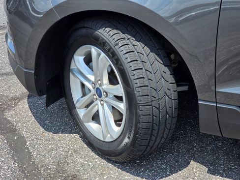Used 2019 Ford Edge SEL w/ Equipment Group 201A FWD image 26