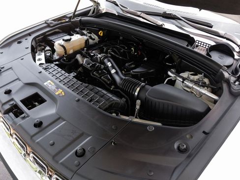 Used 2022 Jeep Grand Cherokee Limited image 61