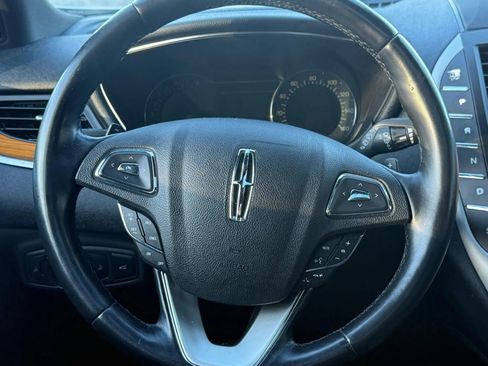 Used 2019 Lincoln MKC Reserve w/ MKC Climate Package image 11