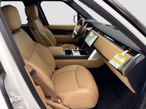New 2026 Land Rover Range Rover Long Wheelbase SE AWD/4WD image 19