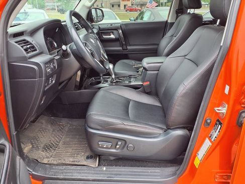 Used 2024 Toyota 4Runner TRD Off-Road Premium w/ Off Road Premium Plus Package AWD/4WD image 19