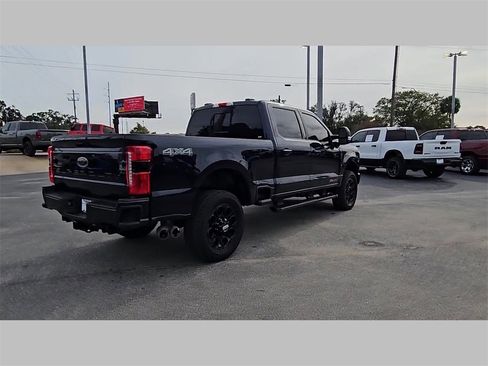 Used 2024 Ford F250 Lariat w/ Lariat Ultimate Package image 35