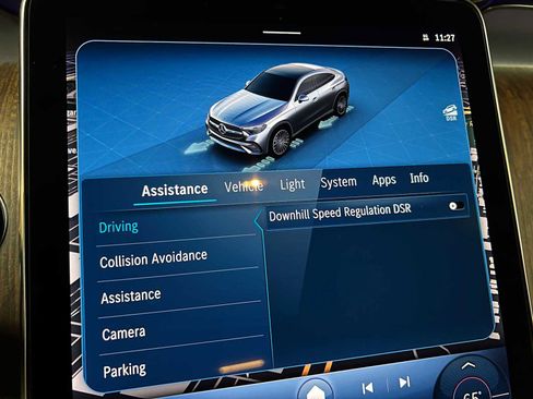 Used 2025 Mercedes-Benz GLC 300 GLC 300 image 37