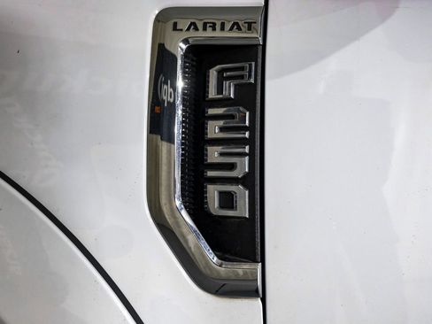 Used 2022 Ford F250 Lariat w/ Lariat Value Package image 44