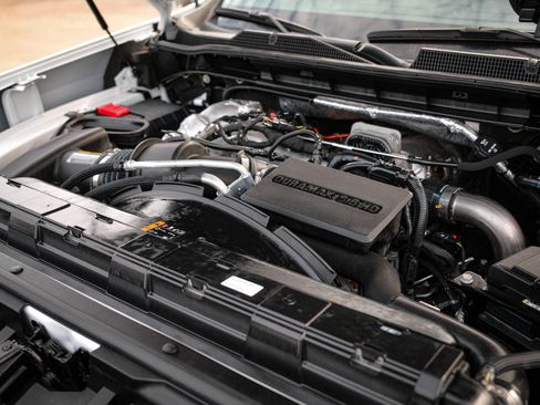 Used 2025 Chevrolet Silverado 2500 Custom w/ Custom Value Package image 36