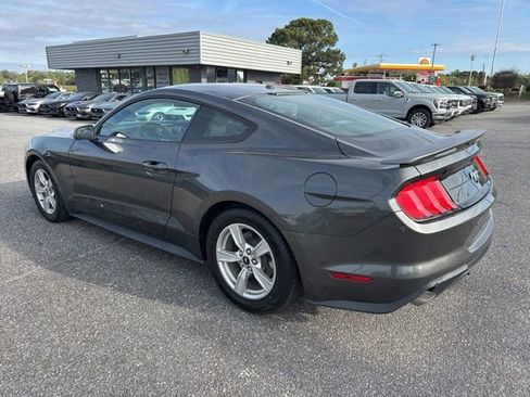 Certified 2019 Ford Mustang Coupe image 8