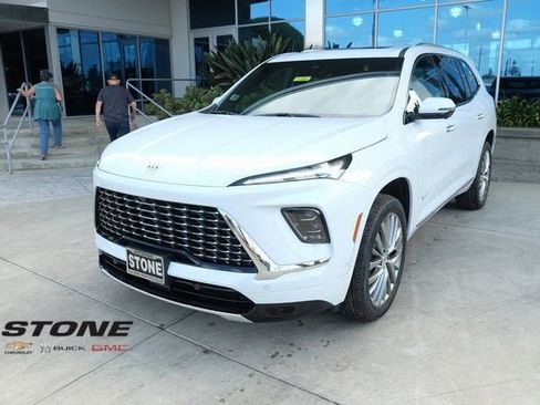 New 2026 Buick Enclave Avenir w/ Super Cruise Package image 3