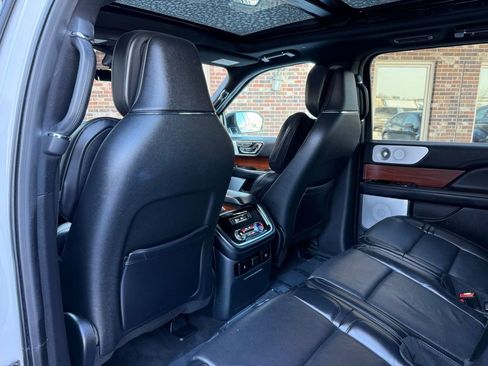 Used 2019 Lincoln Navigator Reserve w/ Cargo Package image 19
