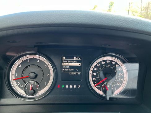 Used 2016 RAM 1500 Classic SLT image 16