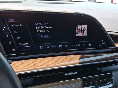 Certified 2023 Cadillac Escalade Sport Platinum w/ LPO, ONYX Package AWD/4WD image 30