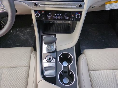 New 2026 Genesis G70 2.5T image 17