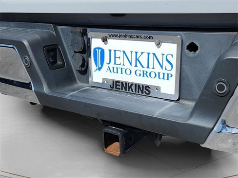 Used 2021 Ford F150 Lariat w/ Equipment Group 502A High image 10