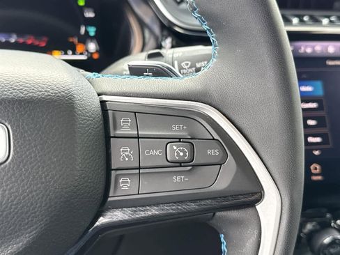 Used 2023 Jeep Grand Cherokee Trailhawk image 20