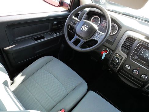 Used 2017 RAM 1500 Express w/ Express Value Package image 9