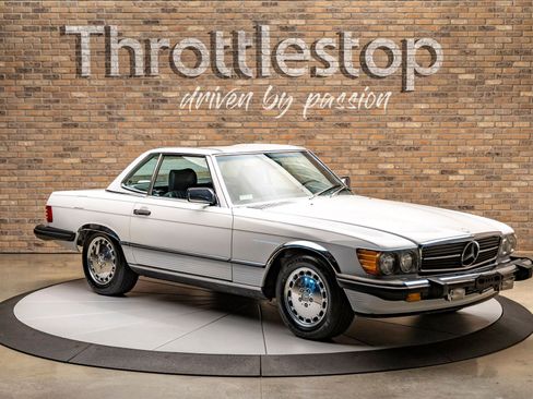 Used 1987 Mercedes-Benz 560 SL image 4